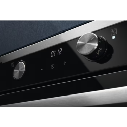Forno Multifunzione Electrolux KBZE10X SurroundCook® Serie 900