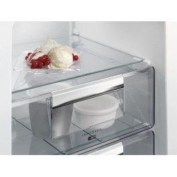 Congelatore verticale AEG ABE818E6NC NoFrost 176,9 cm da incasso